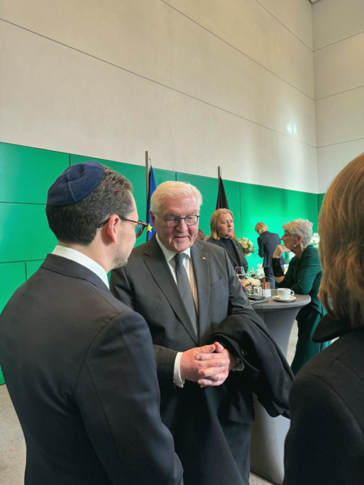 2834 image for slide