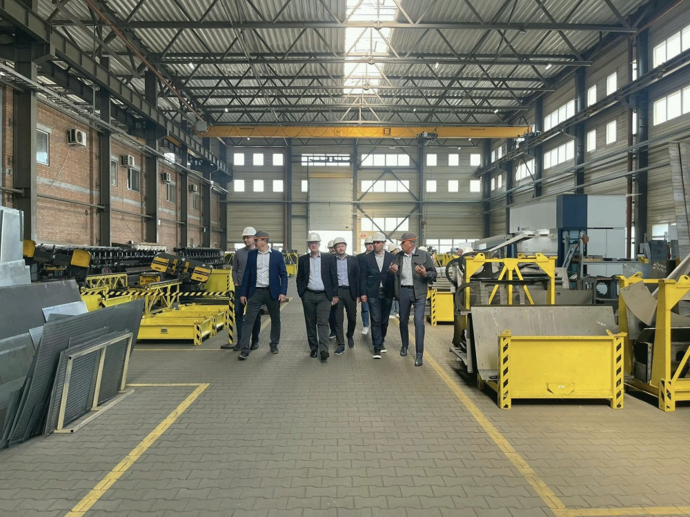 5970 image for slide