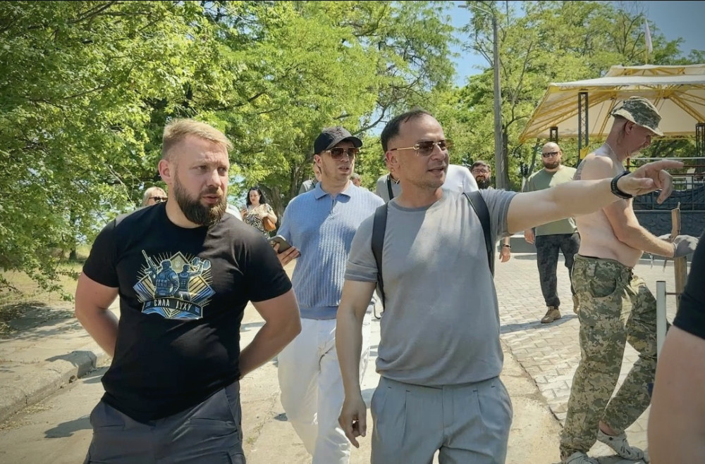 6682 image for slide