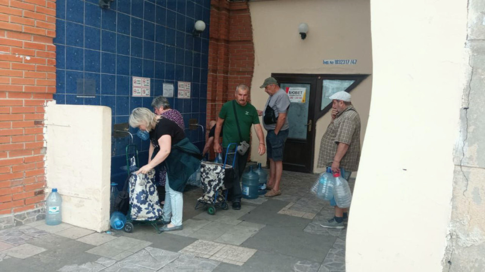 6833 image for slide