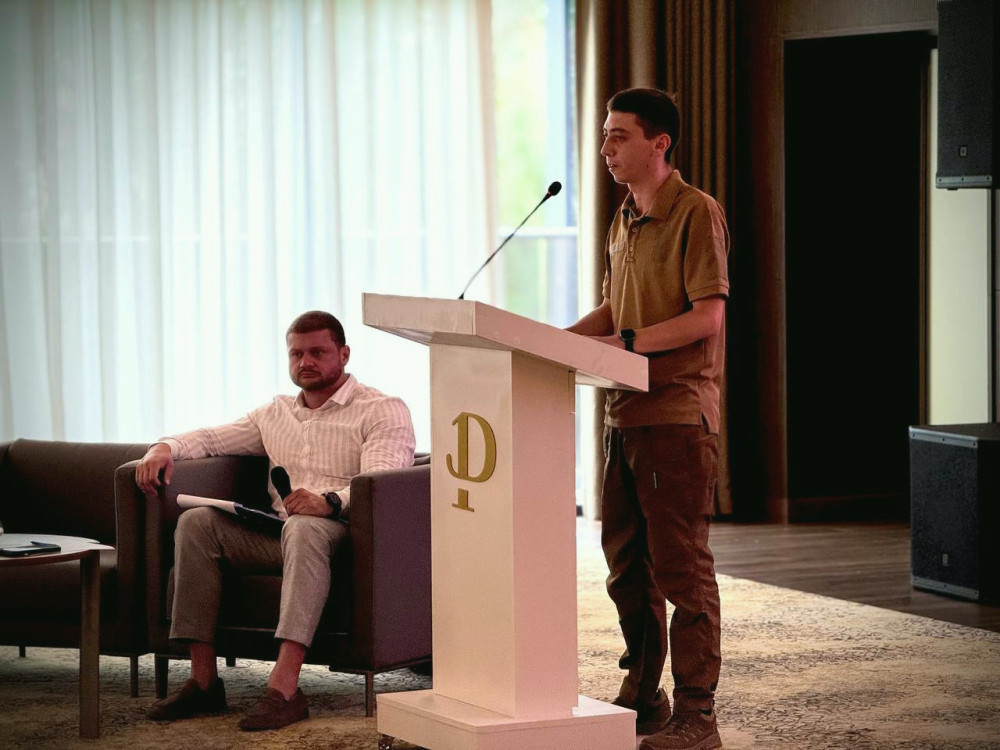 7797 image for slide