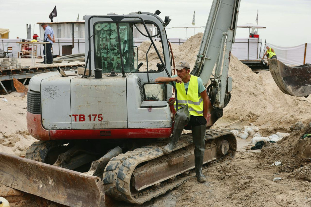 8639 image for slide