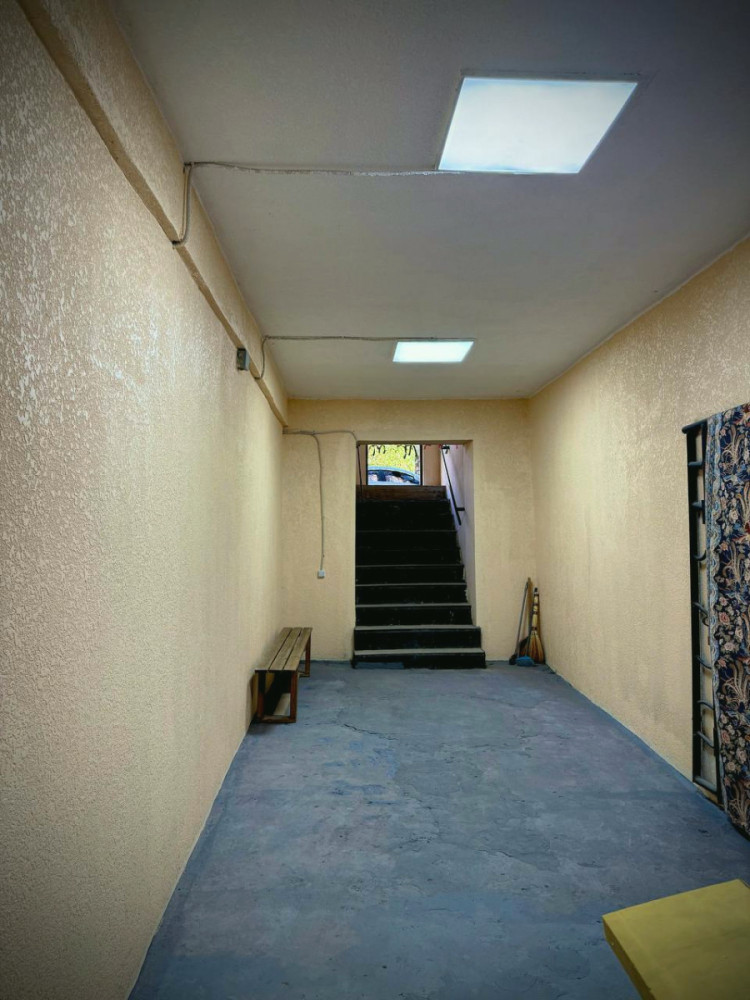 8762 image for slide