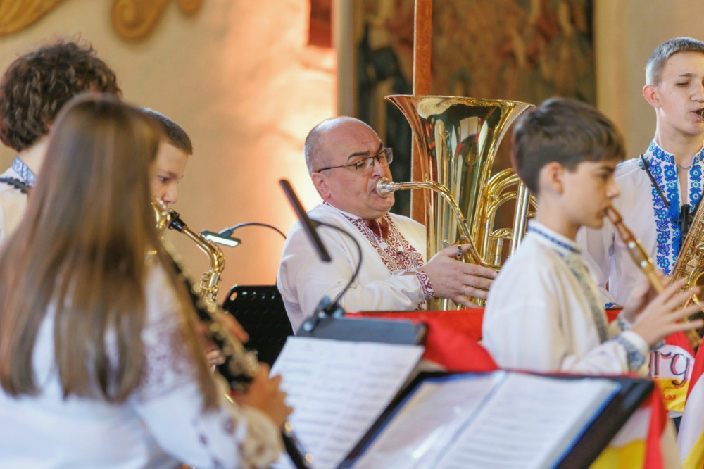 9356 image for slide