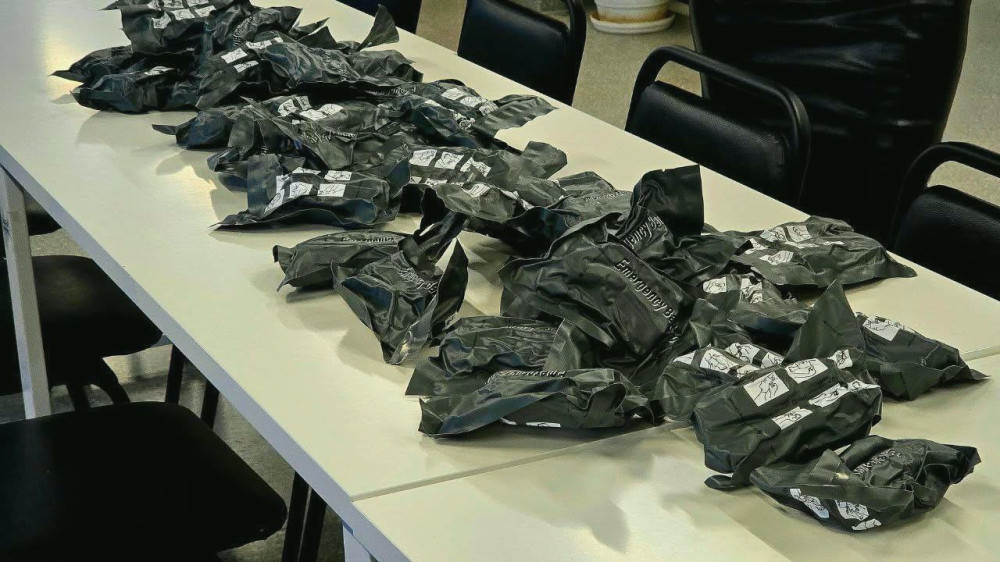 9976 image for slide